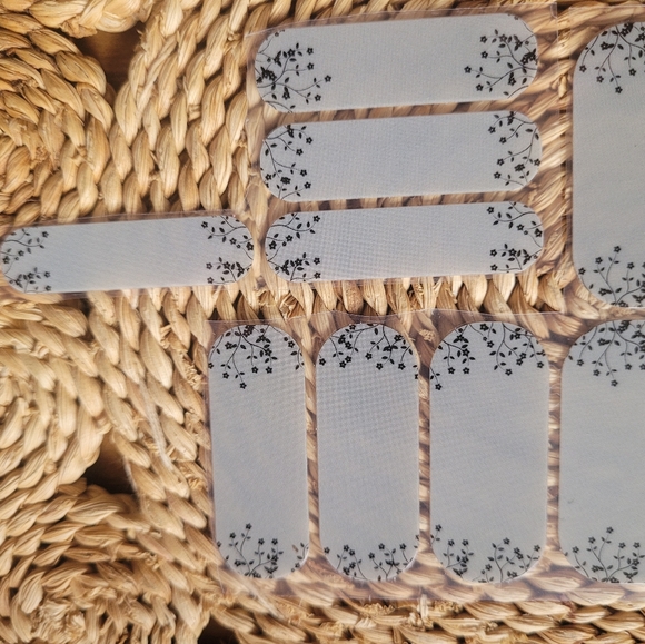 Jamberry Nail Wraps - Picture 9 of 9